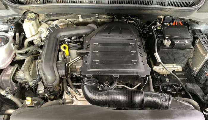 2022 Skoda KUSHAQ AMBITION 1.0L TSI MT, Petrol, Manual, 48,359 km, Engine View