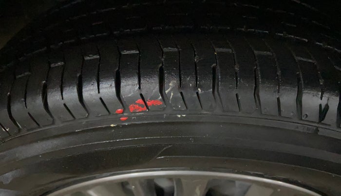 2020 Maruti Ertiga ZXI AT SHVS, Petrol, Automatic, 81,297 km, Right Rear Tyre Tread