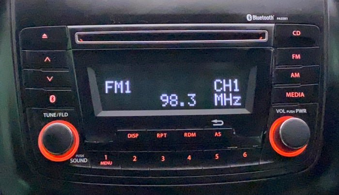 2018 Maruti Dzire VXI, Petrol, Manual, 73,333 km, Infotainment System