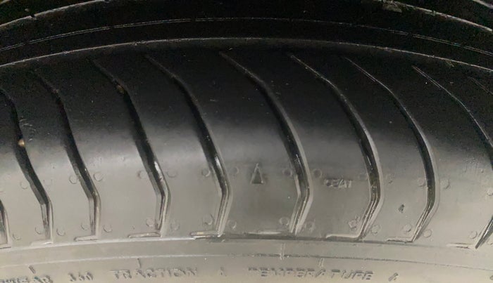 2024 Skoda KUSHAQ STYLE 1.0L TSI MT, Petrol, Manual, 17,862 km, Left Rear Tyre Tread