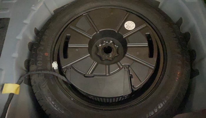 2024 Skoda KUSHAQ STYLE 1.0L TSI MT, Petrol, Manual, 17,862 km, Spare Tyre