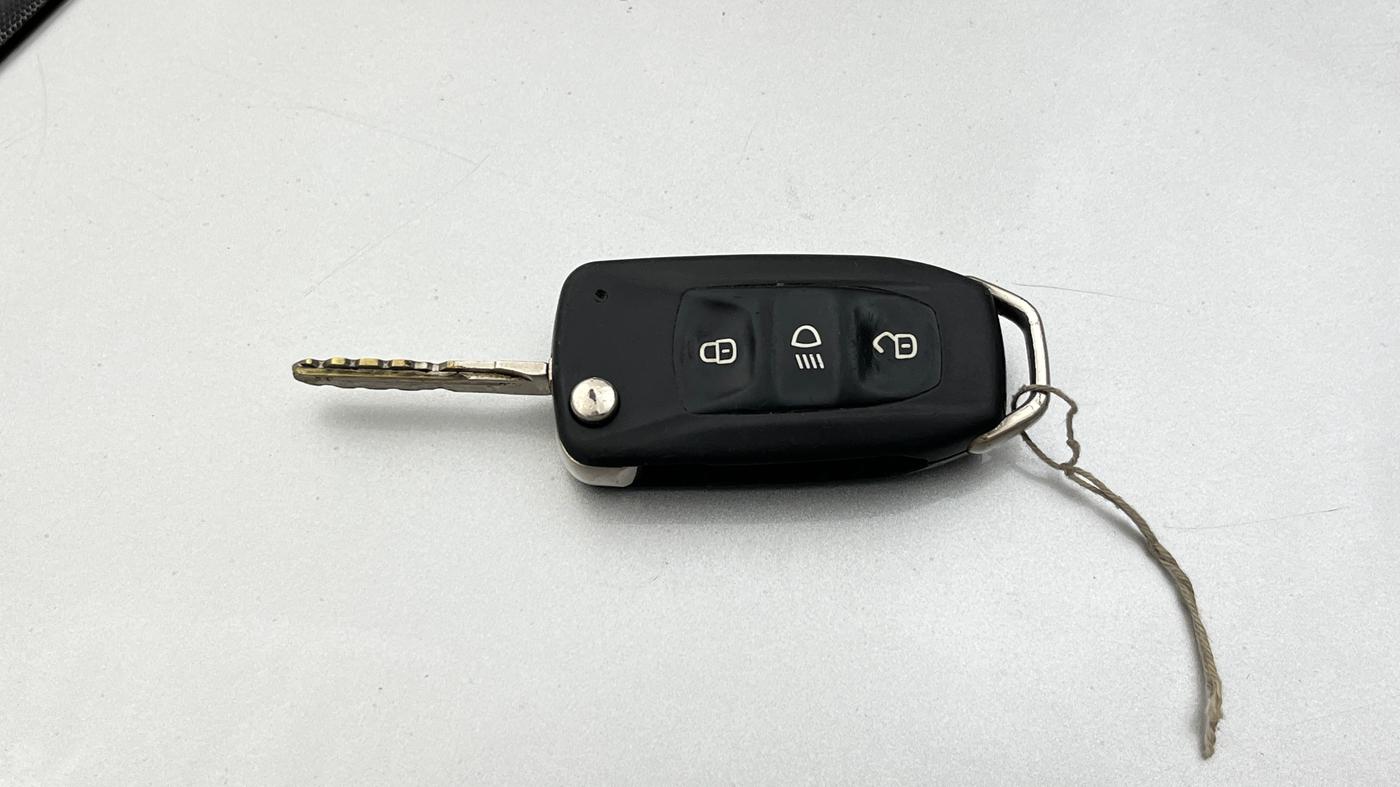 2017 Tata Tiago XZA PETROL, Petrol, Automatic, 73,472 km, Key Close Up