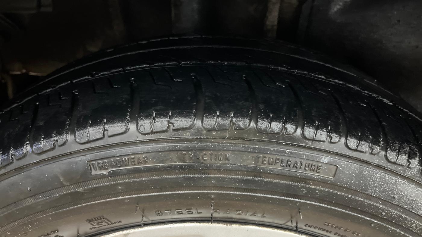 2017 Tata Tiago XZA PETROL, Petrol, Automatic, 73,472 km, Right Rear Tyre Tread