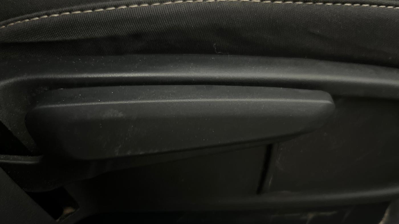 2024 Tata ALTROZ XZ PLUS SUNROOF CNG, CNG, Manual, 30,914 km, Driver Side Adjustment Panel