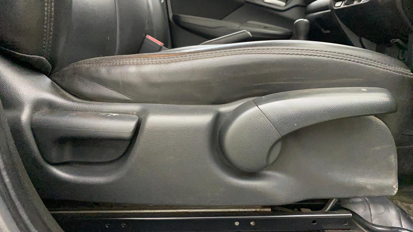 2018 Honda WR-V 1.2L I-VTEC S MT, Petrol, Manual, 48,973 km, Driver Side Adjustment Panel