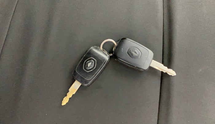 2017 Renault Kwid CLIMBER 1.0, Petrol, Manual, 79,870 km, Key Close Up