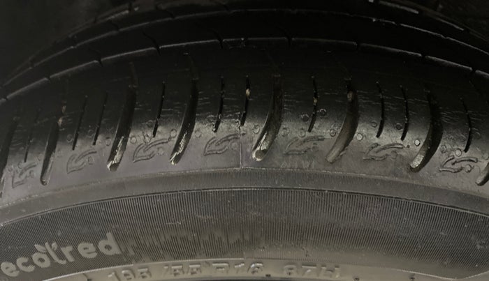 2021 Tata ALTROZ XZ PLUS I-TURBO PETROL, Petrol, Manual, 15,989 km, Right Rear Tyre Tread