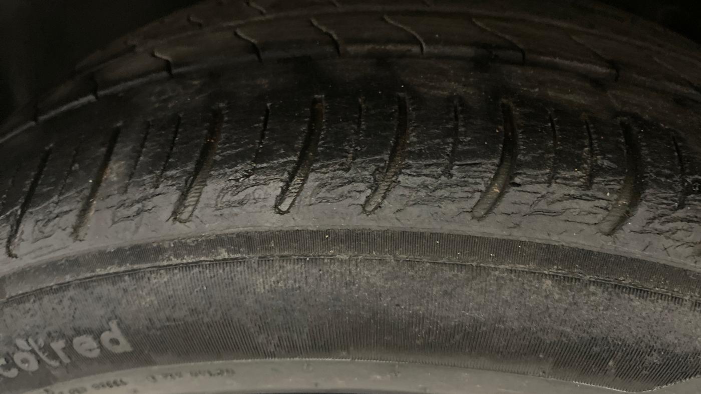 2021 Tata ALTROZ XZ PLUS I-TURBO PETROL, Petrol, Manual, 15,989 km, Left Front Tyre Tread