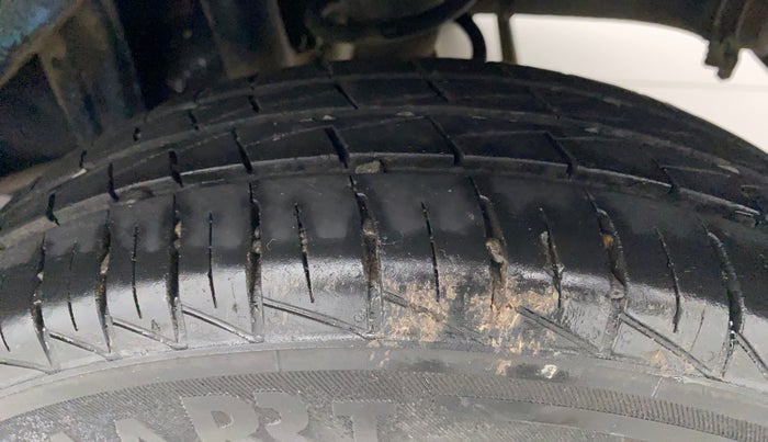 2021 Maruti Alto VXI PLUS, Petrol, Manual, 40,619 km, Left Rear Tyre Tread