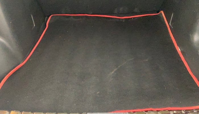 2021 Renault Duster RXZ 1.5 PETROL MT, Petrol, Manual, 56,423 km, Boot Inside