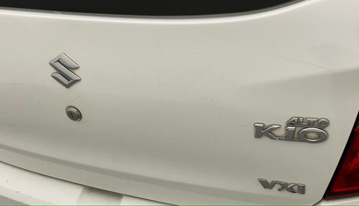 2017 Maruti Alto K10 VXI, Petrol, Manual, 34,853 km, Dicky (Boot door) - Minor scratches