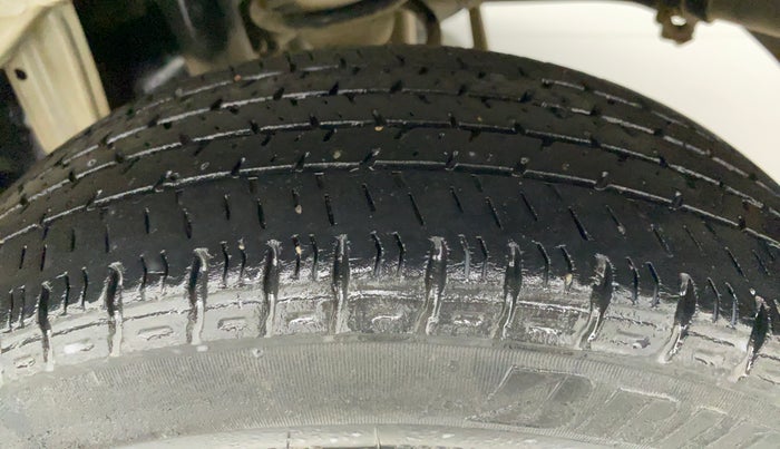 2017 Maruti Alto K10 VXI, Petrol, Manual, 34,853 km, Left Rear Tyre Tread