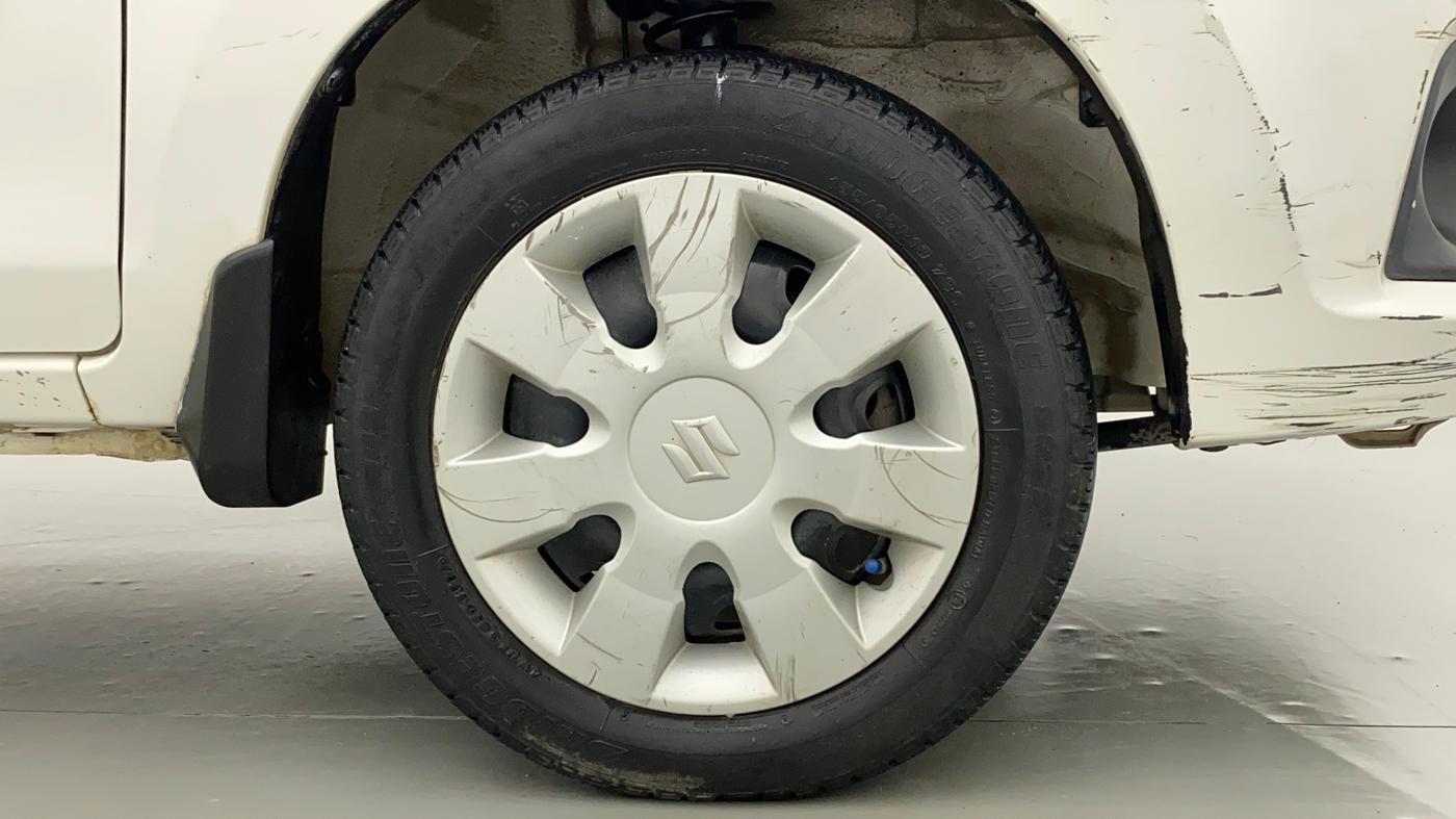 2017 Maruti Alto K10 VXI, Petrol, Manual, 34,853 km, Right Front Wheel