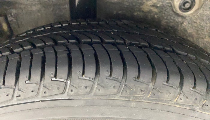 2015 Maruti Celerio ZXI AMT, Petrol, Automatic, 52,174 km, Right Rear Tyre Tread