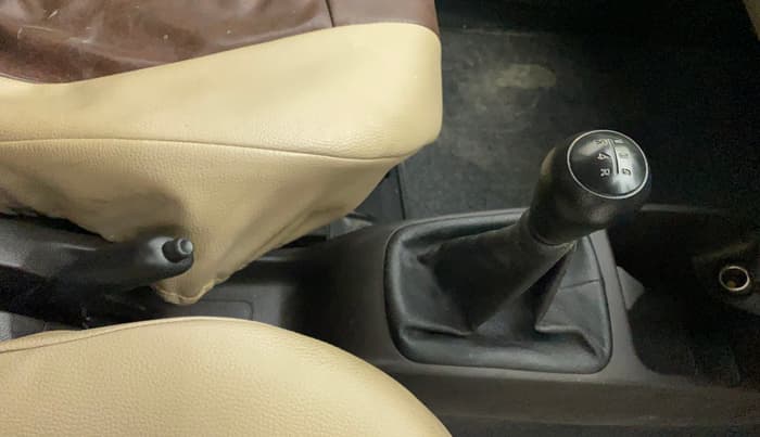 2015 Hyundai Eon MAGNA +, Petrol, Manual, 22,220 km, Gear Lever