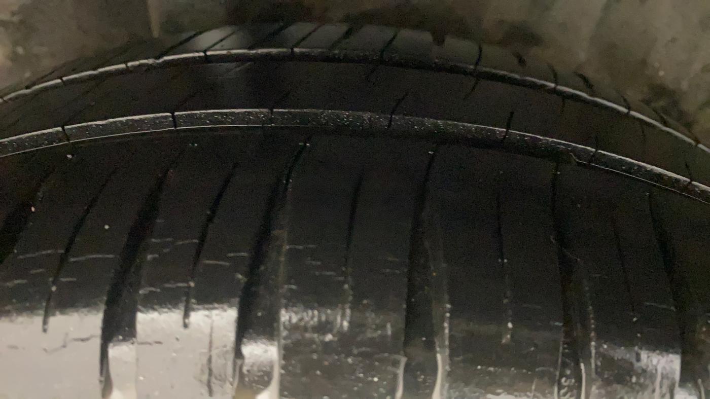 2017 Honda Brio S MT, Petrol, Manual, 77,997 km, Right Rear Tyre Tread