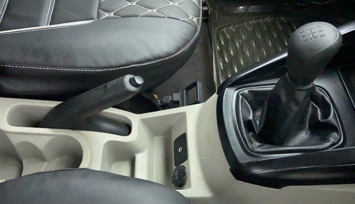 2014 Ford Ecosport 1.5AMBIENTE TI VCT, Petrol, Manual, 39,985 km, Gear Lever