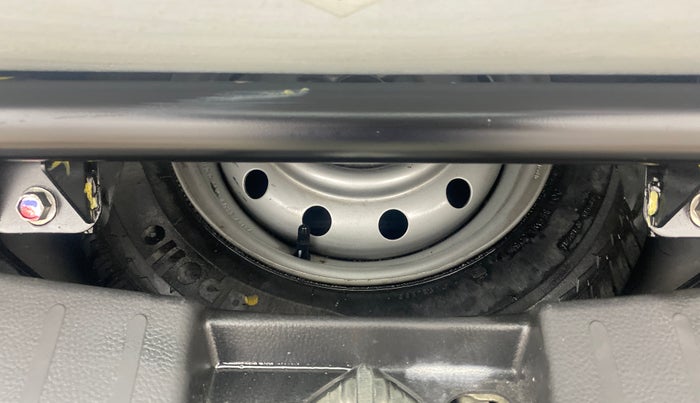 2013 Maruti Wagon R 1.0 LXI CNG, CNG, Manual, 14,611 km, Spare Tyre