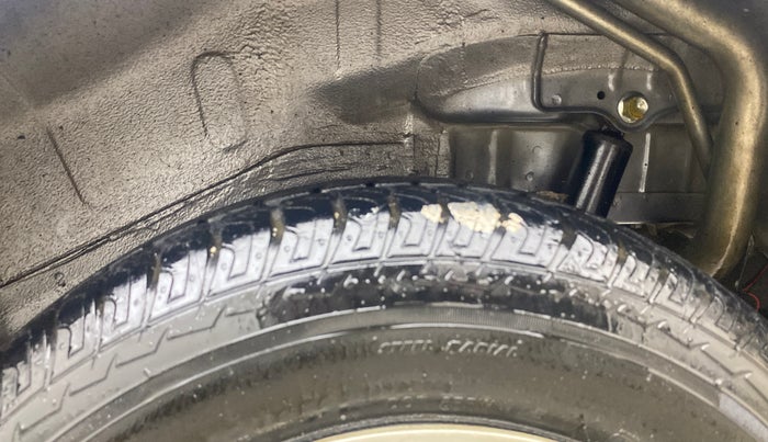 2013 Maruti Wagon R 1.0 LXI CNG, CNG, Manual, 14,611 km, Left Rear Tyre Tread