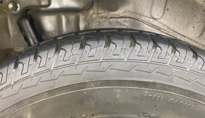 2013 Maruti Wagon R 1.0 LXI CNG, CNG, Manual, 14,611 km, Right Rear Tyre Tread