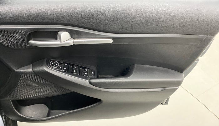 2020 KIA SELTOS HTK PLUS 1.5 PETROL, Petrol, Manual, 23,190 km, Driver Side Door Panels Control