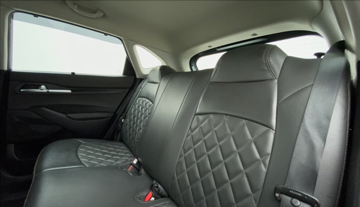 2020 KIA SELTOS HTK PLUS 1.5 PETROL, Petrol, Manual, 23,190 km, Right Side Rear Door Cabin
