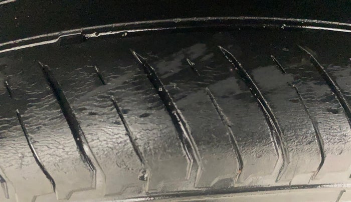 2021 Renault Kiger RXZ MT, Petrol, Manual, 36,774 km, Right Rear Tyre Tread