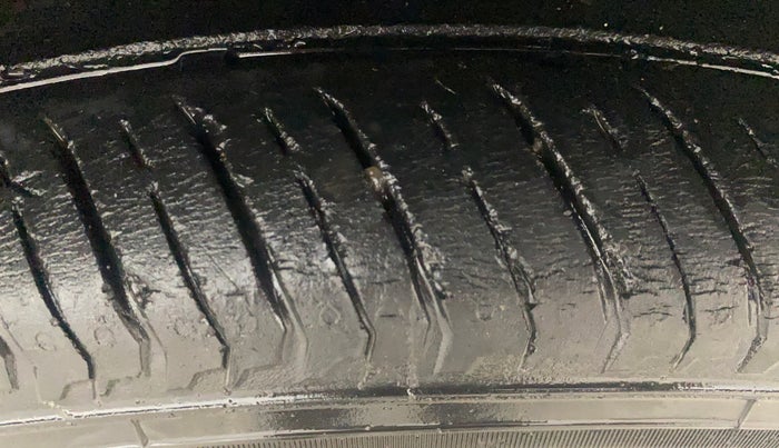 2021 Renault Kiger RXZ MT, Petrol, Manual, 36,774 km, Right Front Tyre Tread