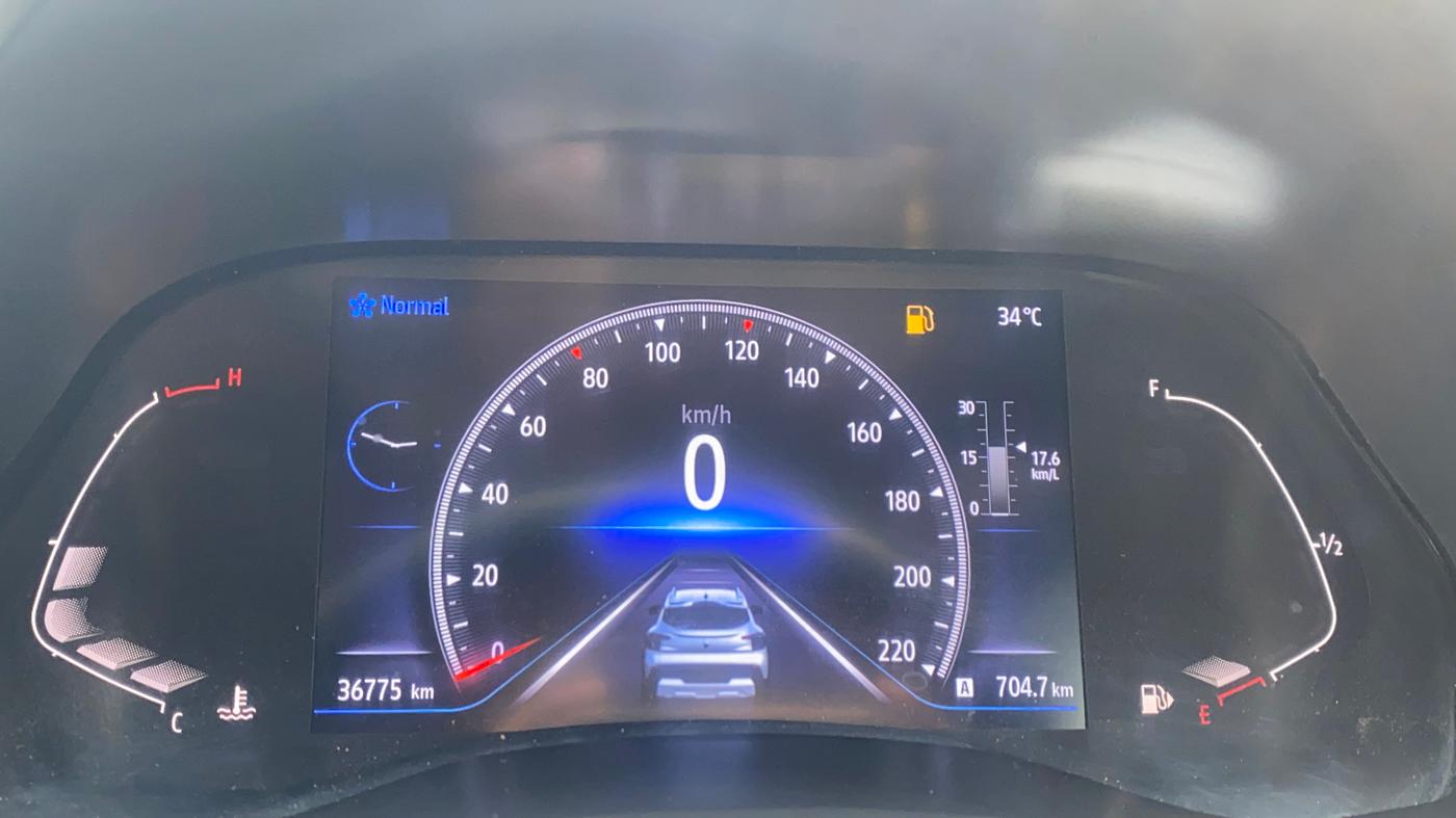 2021 Renault Kiger RXZ MT, Petrol, Manual, 36,774 km, Odometer Image