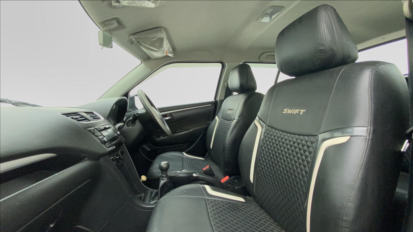 2015 Maruti Swift VXI D, Petrol, Manual, 24,955 km, Right Side Front Door Cabin
