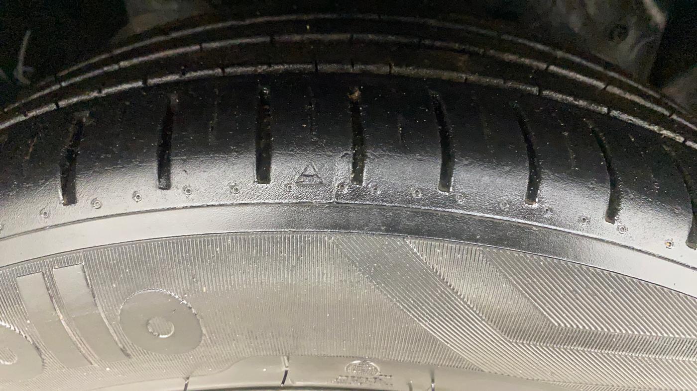 2020 Ford FREESTYLE TITANIUM PLUS 1.2 PETROL, Petrol, Manual, 87,268 km, Right Front Tyre Tread