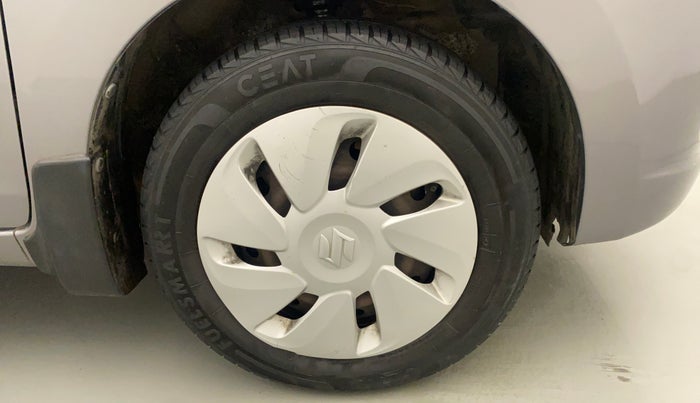 2014 Maruti Celerio VXI, Petrol, Manual, 66,046 km, Right Front Wheel