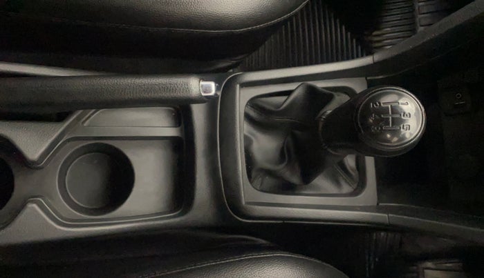 2017 Maruti Vitara Brezza LDI (O), Diesel, Manual, 48,403 km, Gear Lever