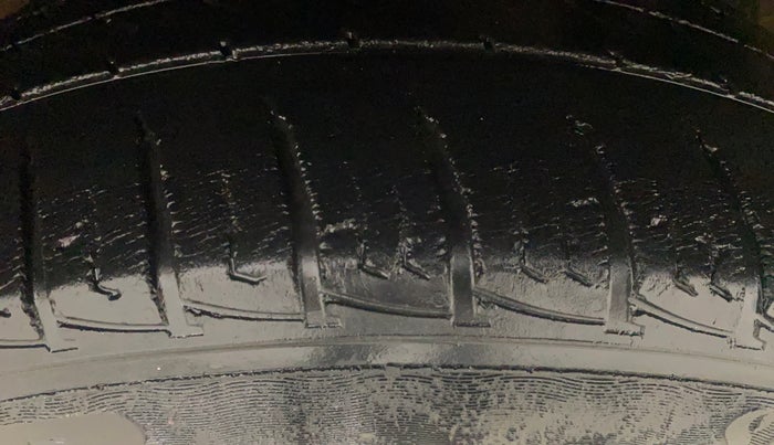 2017 Maruti Vitara Brezza LDI (O), Diesel, Manual, 48,403 km, Left Rear Tyre Tread