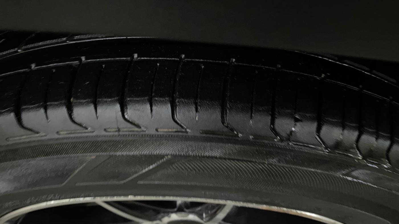 2020 MG HECTOR SHARP 1.5 DCT PETROL, Petrol, Automatic, 94,854 km, Right Front Tyre Tread