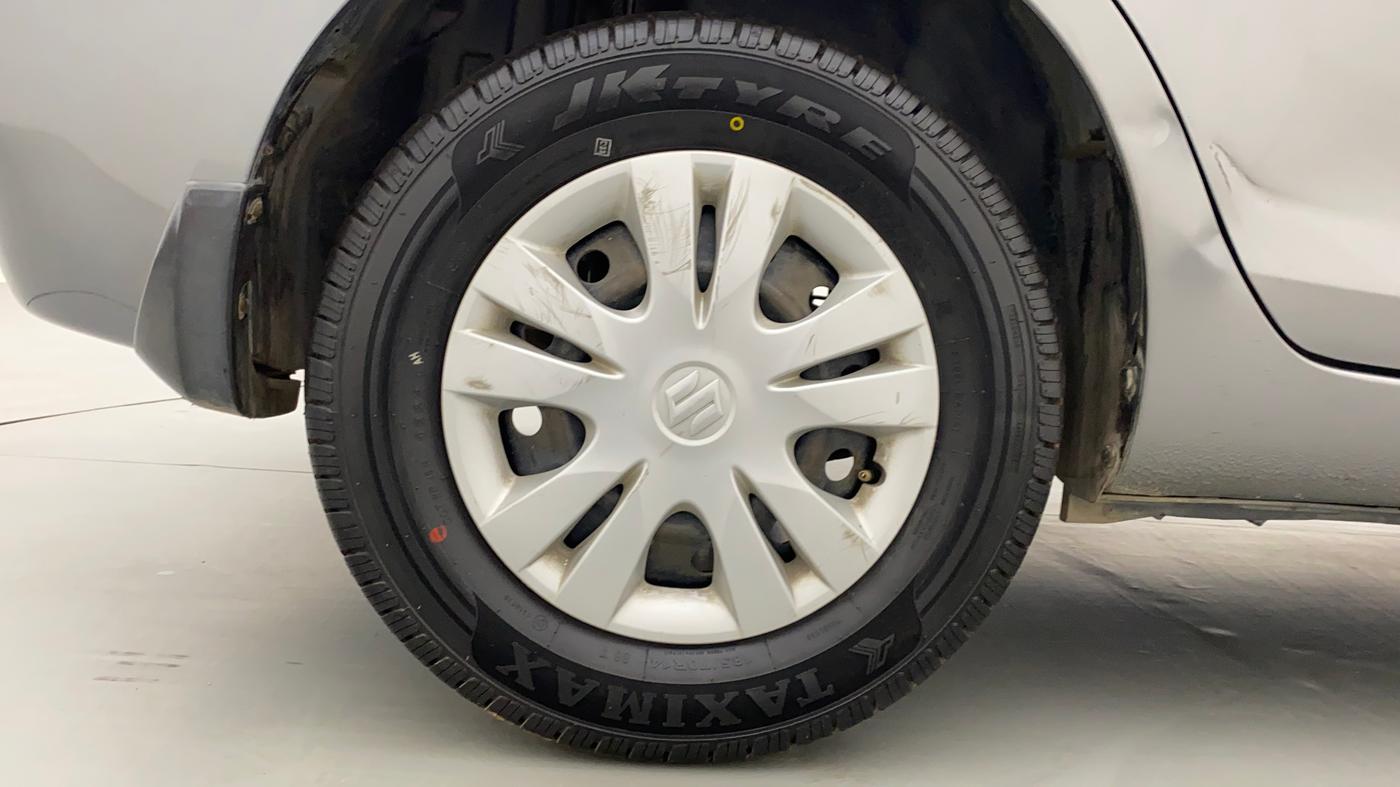 2014 Maruti Swift Dzire VXI, Petrol, Manual, 98,603 km, Right Rear Wheel