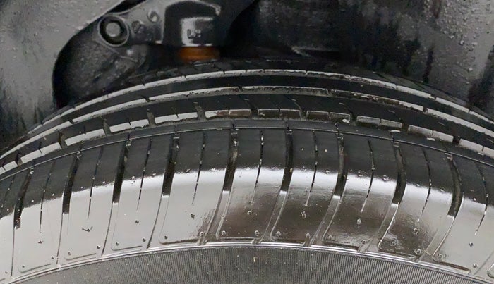 2022 Tata Harrier XZA PLUS JET 2.0L, Diesel, Automatic, 12,943 km, Left Rear Tyre Tread
