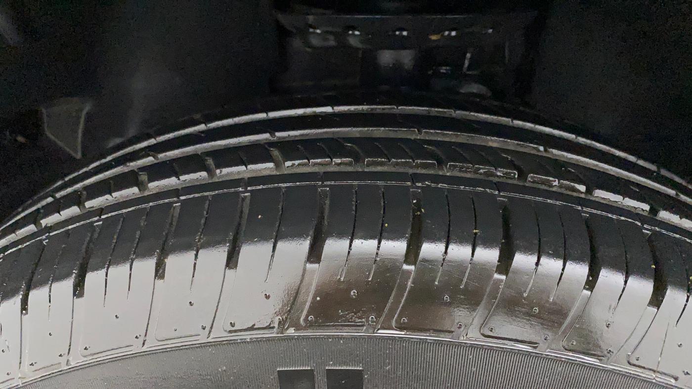 2022 Tata Harrier XZA PLUS JET 2.0L, Diesel, Automatic, 12,943 km, Left Front Tyre Tread