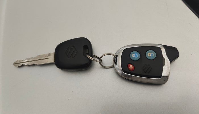 2013 Maruti Wagon R 1.0 LXI, Petrol, Manual, 37,495 km, Key Close Up