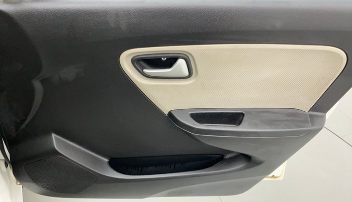 2020 Maruti Alto VXI, Petrol, Manual, 34,993 km, Driver Side Door Panels Control