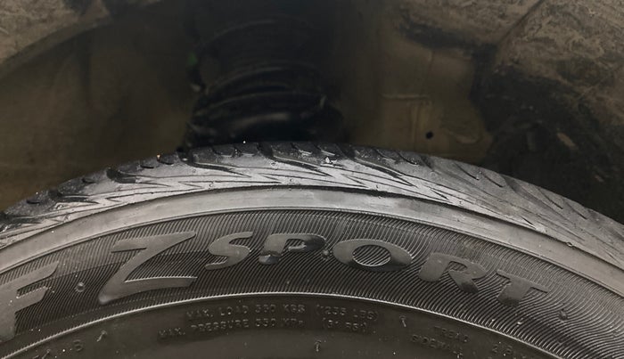 2016 Maruti Swift VDI, Diesel, Manual, 1,13,417 km, Right Front Tyre Tread