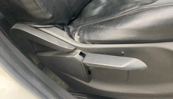 2015 Ford Ecosport TREND 1.5L DIESEL, Diesel, Manual, 92,198 km, Driver Side Adjustment Panel