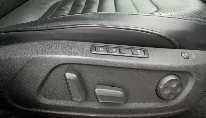 2012 Volkswagen Passat HIGHLINE DSG, Diesel, Automatic, 49,304 km, Driver Side Adjustment Panel