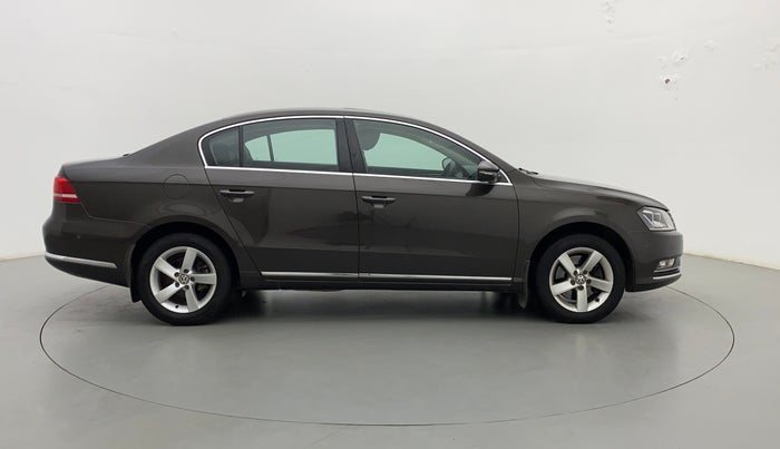 2012 Volkswagen Passat HIGHLINE DSG, Diesel, Automatic, 49,304 km, Right Side
