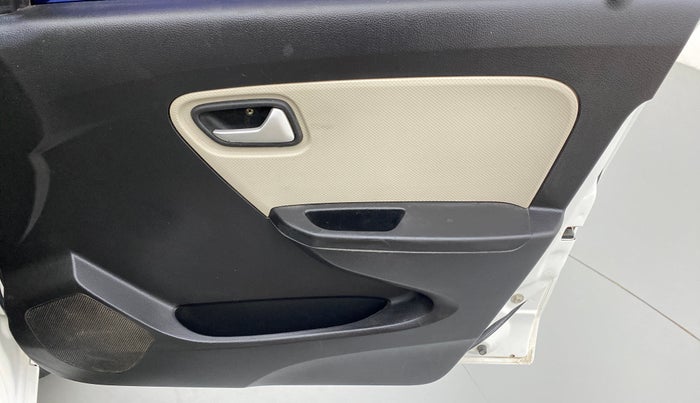 2020 Maruti Alto LXI, Petrol, Manual, 39,372 km, Driver Side Door Panels Control