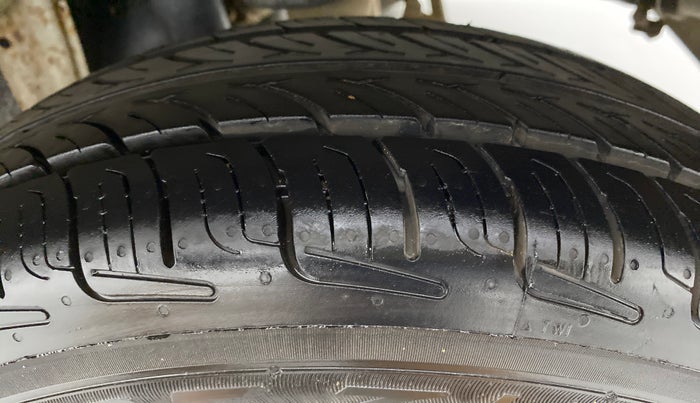 2020 Maruti Alto LXI, Petrol, Manual, 39,372 km, Left Rear Tyre Tread
