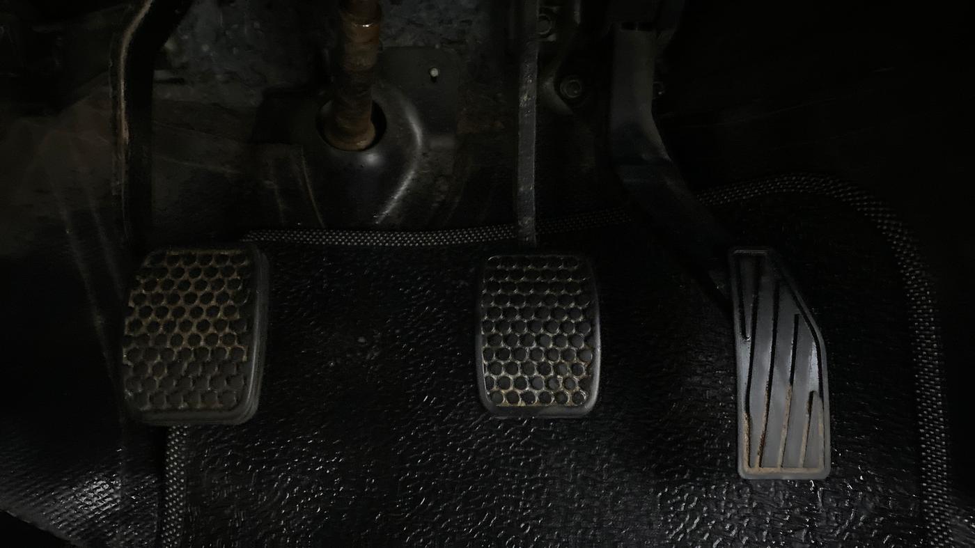 2020 Maruti Alto LXI, Petrol, Manual, 39,372 km, Pedals