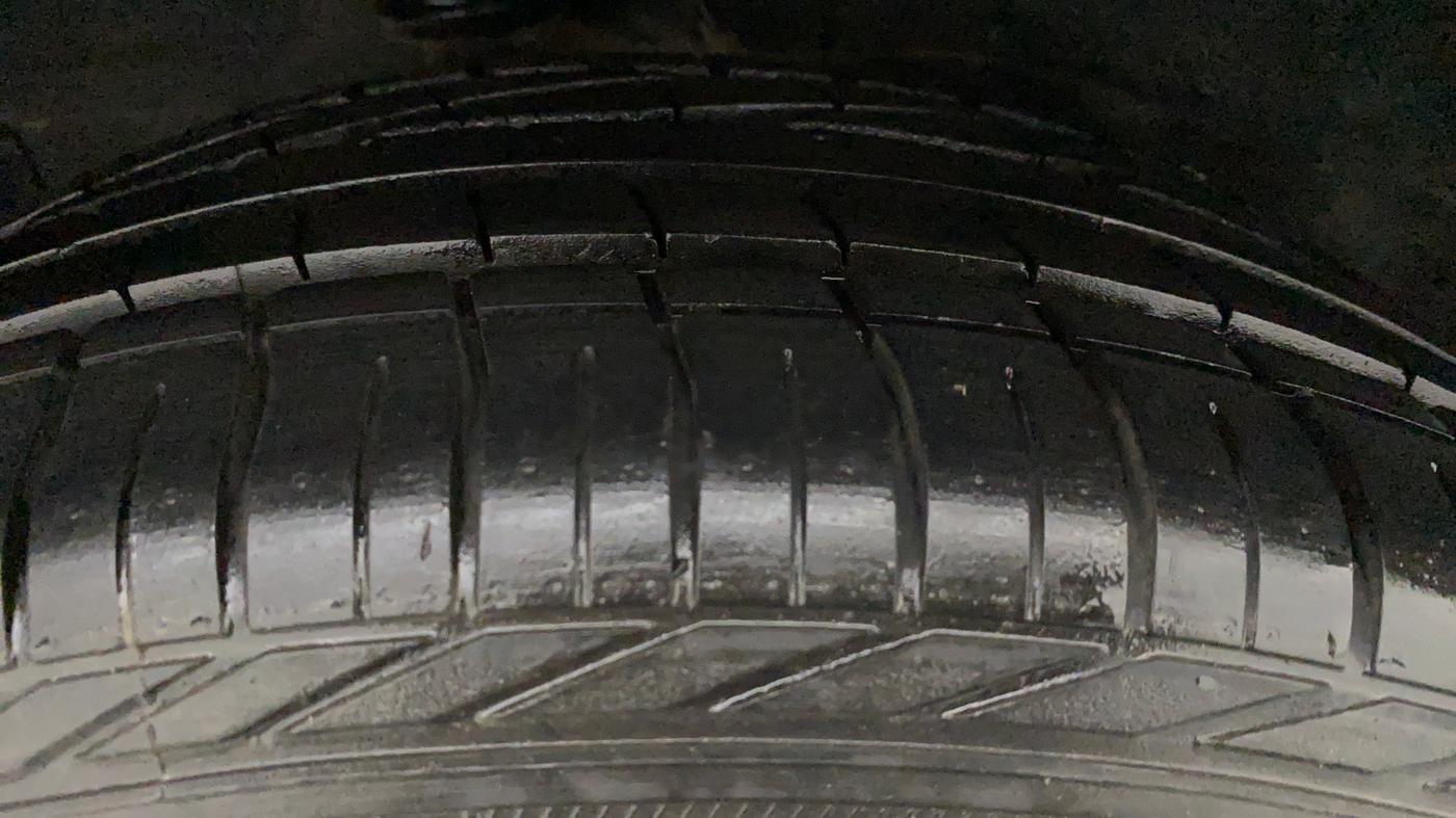 2019 Tata NEXON XZA PLUS PETROL, Petrol, Automatic, 9,848 km, Right Front Tyre Tread