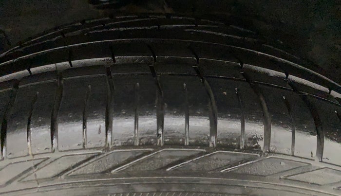 2019 Tata NEXON XZA PLUS PETROL, Petrol, Automatic, 9,848 km, Right Front Tyre Tread