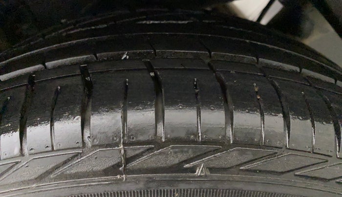2019 Tata NEXON XZA PLUS PETROL, Petrol, Automatic, 9,848 km, Left Rear Tyre Tread